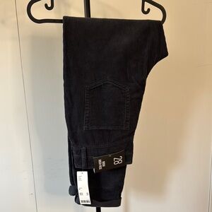 BDG Mom High-rise jeans - Size 28